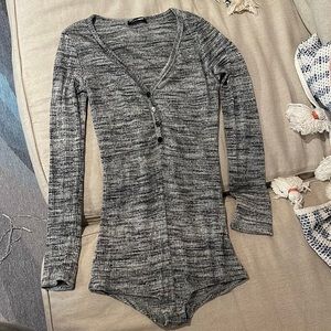 FashionNova Gray V-Neck Short Onesie / Bodysuit